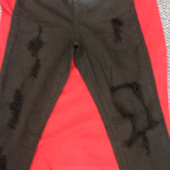 Fashion Nova size 3 gorgeous pants! - Picture 4 of 5